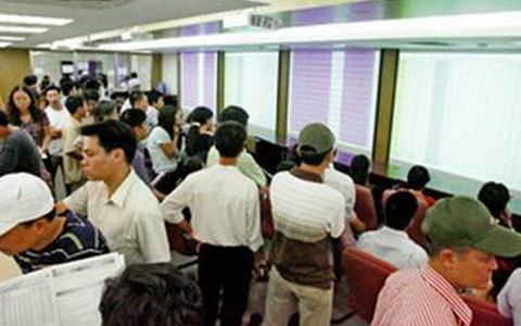 VN-Index hân hoan vượt mốc 400 điểm
