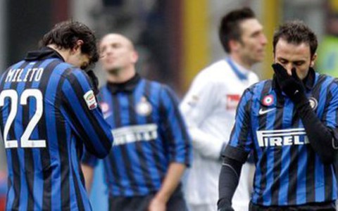 Inter Milan thất thủ trước đội chót bảng