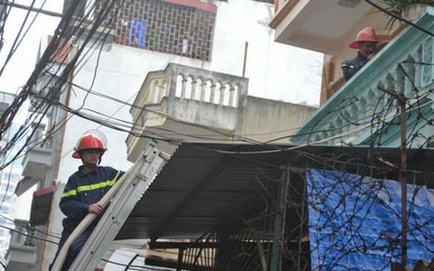 Tẩm xăng tự thiêu gây hỏa hoạn