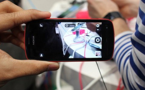 Ấn tượng điện thoại chụp ảnh 41 Megapixel