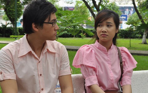 Hoa nắng: thế giới "ảo"... ngọt ngào