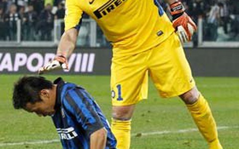 "Juventus khó đuổi kịp AC Milan"