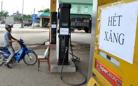 Nhiều cây xăng ở Huế đồng loạt nghỉ bán