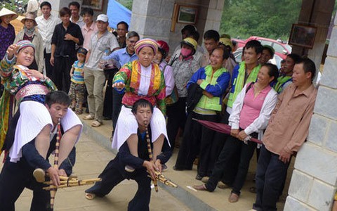 Ngày văn hóa: diễn đi diễn lại