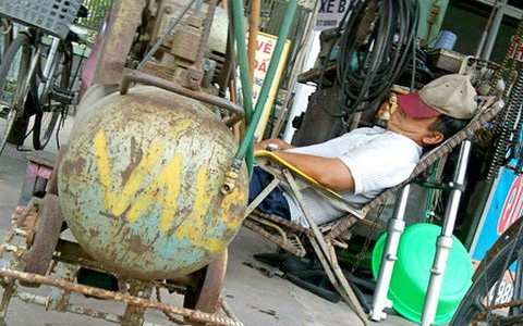 "Bom nổ chậm" trong lòng thành phố