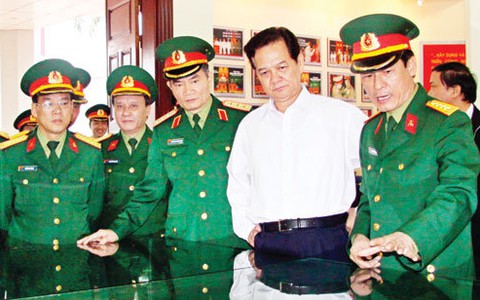 Thủ lĩnh đóng tàu chiến