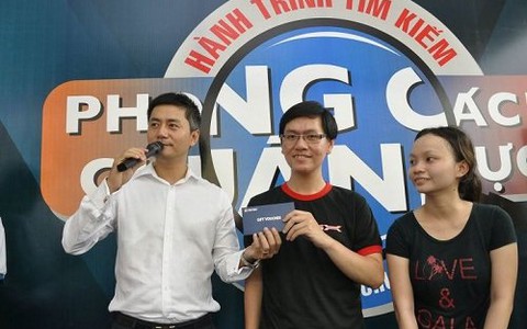Cùng thời trang Việt Tiến cổ động phong cách chuẩn mực