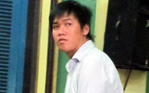 Phá khóa cửa nhà mẹ vợ trộm tiền: 7 năm tù