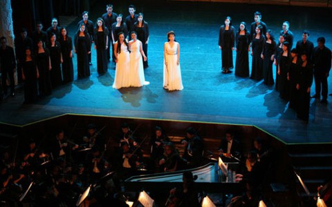 Công diễn nhạc kịch Dido và Aeneas
