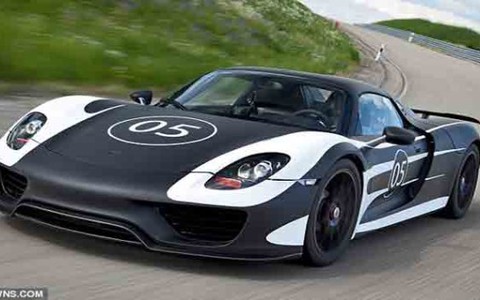 Porsche hé lộ siêu xe "xanh"