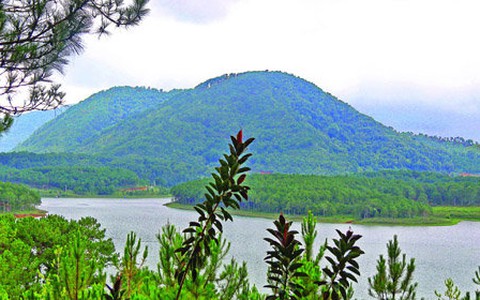 Một ngày chinh phục núi Voi
