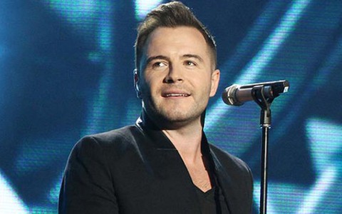 Ca sĩ chính nhóm Westlife phá sản