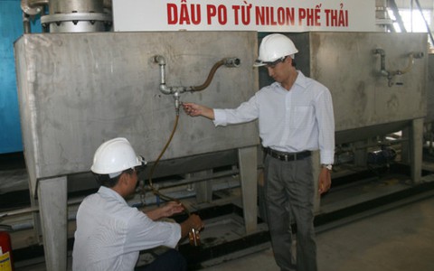 Biến rác nilông thành dầu