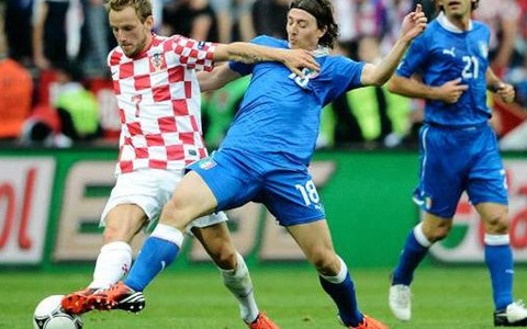 Montolivo sẵn sàng cho trận cầu đặc biệt