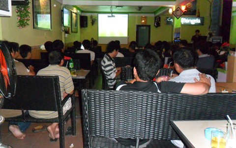 Euro trong mùa thi cử
