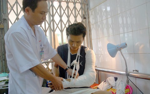 Đắk Lắk: nối thành công cánh tay bị đứt lìa