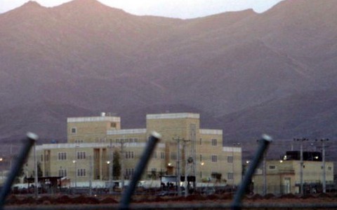 Iran kích hoạt thêm gần 1.000 máy ly tâm