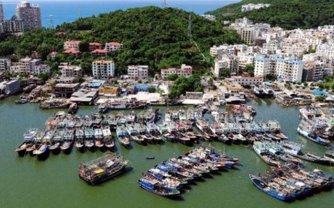 Trung Quốc xua 23.000 tàu cá xuống biển Đông