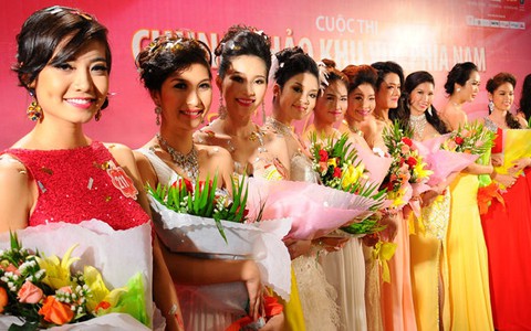 20 người đẹp phía Nam vào chung kết Hoa hậu Việt Nam 2012