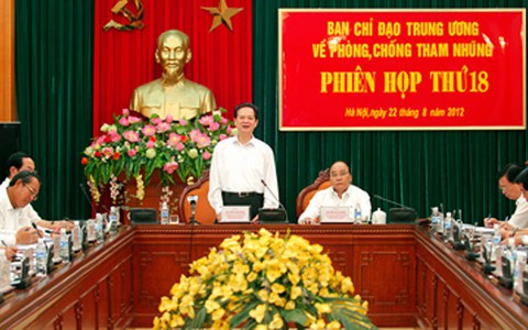 Thủ tướng: Xử lý nghiêm tội phạm thâu tóm ngân hàng
