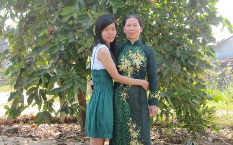 Xin mẹ đánh đòn con lần nữa