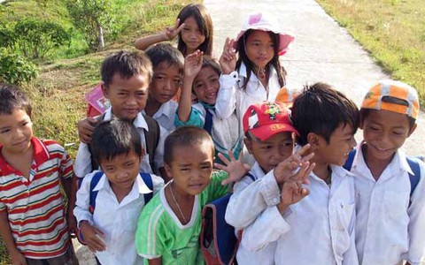 Đến trường từ "thung lũng da cam"