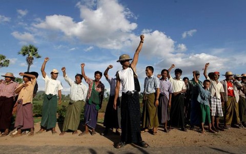 Dân Myanmar biểu tình phản đối dự án mỏ đồng TQ
