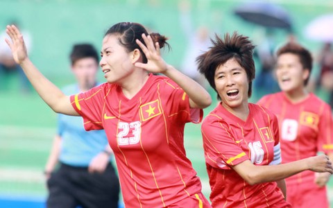 Hạ Myanmar, tuyển nữ VN đứng nhất bảng A