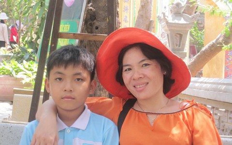 Dù mẹ khổ đau thế nào…
