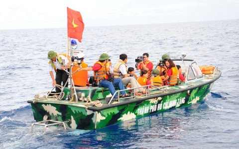 Giản dị tình yêu Trường Sa