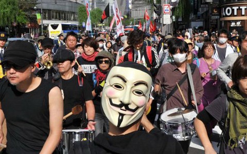 Biểu tình chống IMF ở Tokyo
