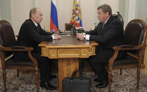 Putin sa thải thành viên nội các của Medvedev