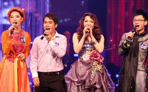 Cỏ và hoa