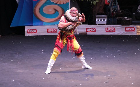Xiếc TP.HCM lưu diễn