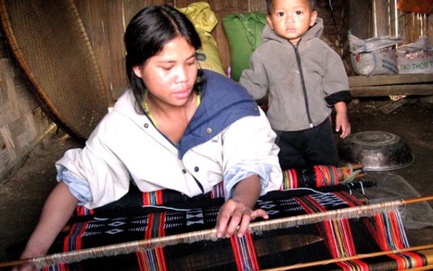Nước mắt những cuộc tình