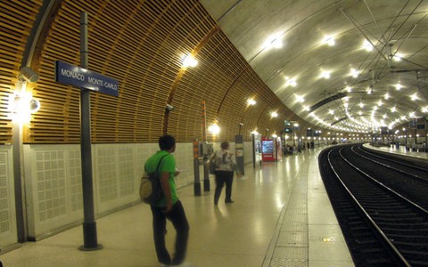 Vé trong tay, Euro là của bạn