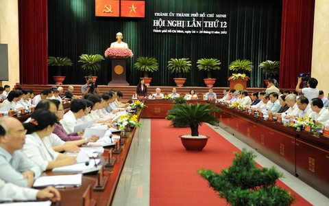 Thảo luận giải pháp cho kinh tế - xã hội năm 2013