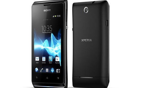 Sony tung Xperia E, Nokia Lumia 620 lộ diện