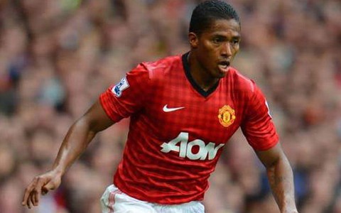 Valencia trở lại, Vidic không dự derby Manchester