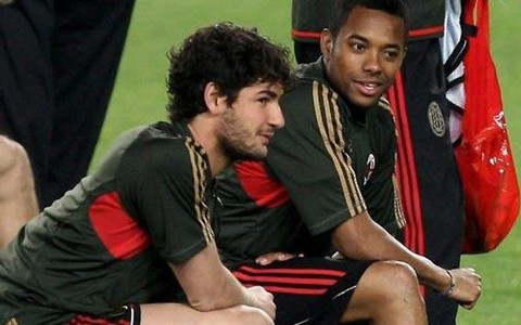 Milan đồng ý cho Pato và Robinho ra đi