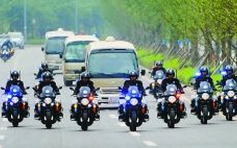 Không hoa, không quà, không thảm đỏ cho lãnh đạo