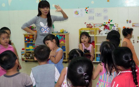 Thiếu tổng chủ biên sách giáo khoa