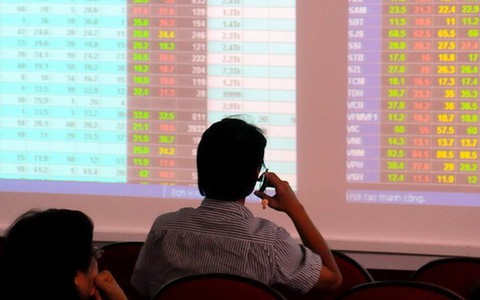 VN-Index tăng mạnh lên 406 điểm