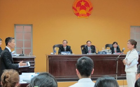 Căng thẳng phiên xét xử vụ kiện 55 triệu USD