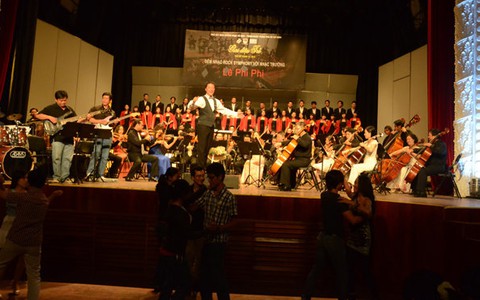 Trẻ như nhạc thính phòng!