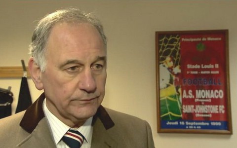 Rangers dọa kiện UEFA nếu không được đá giải Anh
