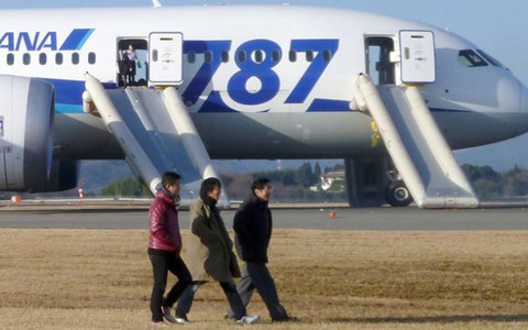"Giấc mơ Boeing" tiếp tục trục trặc