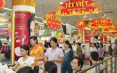 TP.HCM: trái cây, thực phẩm các chợ tăng 20- 70%
