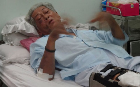 Nước mắt những người ở lại sau vụ nổ kinh hoàng