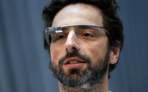 Mắt kính Google Glass sẽ ra thị trường trong năm nay